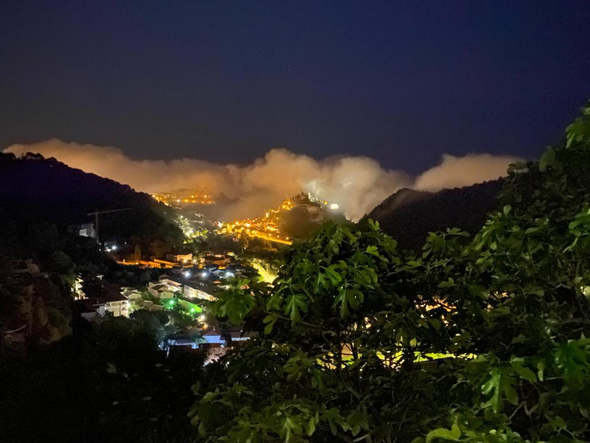 Auberge De La Croix Du Pape Èze Dış mekan fotoğraf
