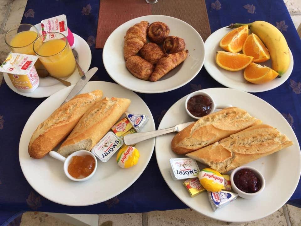Auberge De La Croix Du Pape Èze Dış mekan fotoğraf