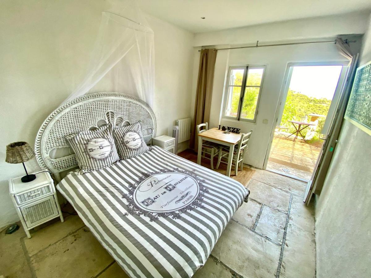 Auberge De La Croix Du Pape Èze Dış mekan fotoğraf